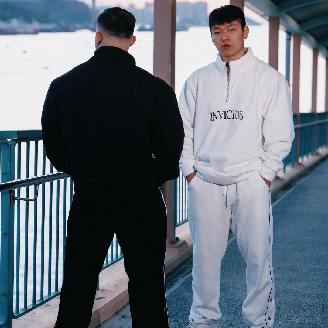 INVICTUS BUTTON SWEATPANTS WHITE